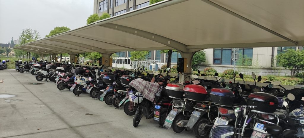 【项目展示】霸天虎非机动车充电站 入驻江川路街道  为社区居民提供便利